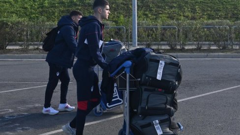 BURNI DANI NA MARAKANI: Novi transfer u FK Crvena zvezda! (VIDEO) BURNI DANI NA MARAKANI: Novi transfer u FK Crvena zvezda! (VIDEO)