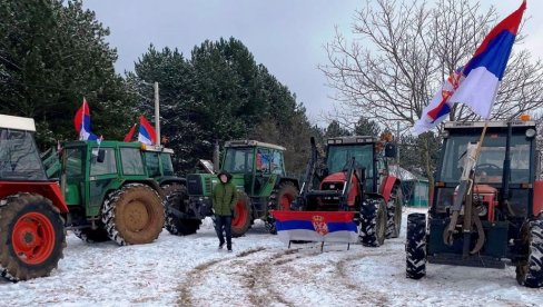 “TRAKTORIJADA“ U STUBICI: Održana prvi put u ovom paraćinskom selu