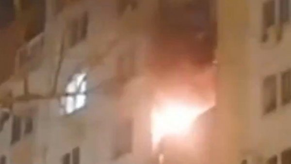 НАПАД УКРАЈИНАЦА НА ВОРОЊЕЖ: Чуло се више експлозија, проглашено ванредно стање (ВИДЕО) НАПАД УКРАЈИНАЦА НА ВОРОЊЕЖ: Чуло се више експлозија, проглашено ванредно стање (ВИДЕО)