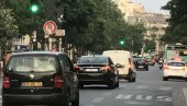 ОДЗВОНИЛО ЈЕ БЕНЗИНЦИМА И ДИЗЕЛАШИМА? Директива у Бриселу задаје огромну главобољу возачима ОДЗВОНИЛО ЈЕ БЕНЗИНЦИМА И ДИЗЕЛАШИМА? Директива у Бриселу задаје огромну главобољу возачима