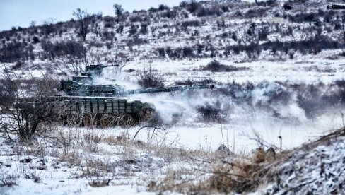 КРИТИЧНО КОД КУПЈАНСКА ВСУ ИЗГУБИЛА 100 км2: Генерал Сирски поново у штабу јединица које бране град (ВИДЕО)