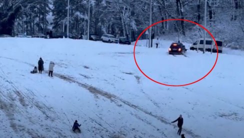 BAHATOST ILI NESREĆNI SLUČAJ: Mercedesom se vozio među decom koja su se sankala u Zagrebu pa se ovako branio (VIDEO) BAHATOST ILI NESREĆNI SLUČAJ: Mercedesom se vozio među decom koja su se sankala u Zagrebu pa se ovako branio (VIDEO)