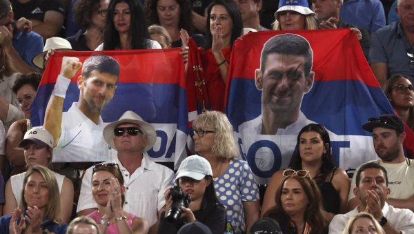 ЂОКОВИЋ ТРЉА РУКЕ: Ево шта је све Новак зарадио пласманом у четвртфинале Аустралијан опена ЂОКОВИЋ ТРЉА РУКЕ: Ево шта је све Новак зарадио пласманом у четвртфинале Аустралијан опена