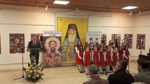 POČELA SVETOSAVSKA NEDELJA U VRANJU: Otvaranje u znaku Ave Justina (FOTO) POČELA SVETOSAVSKA NEDELJA U VRANJU: Otvaranje u znaku Ave Justina (FOTO)