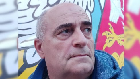 SEKULOVIĆU NAGRADA ZA ŽIVOTNO DELO: Dopisniku Večernjih novosti iz Berana priznanje Udruženja novinara Crne Gore SEKULOVIĆU NAGRADA ZA ŽIVOTNO DELO: Dopisniku Večernjih novosti iz Berana priznanje Udruženja novinara Crne Gore