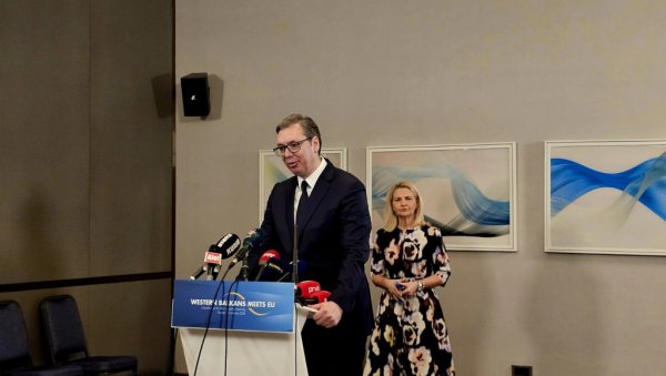 ТО ЈЕ ЗА НАС ВЕЛИКА И ВАЖНА ВЕСТ Вучић - Од 1. марта би требало да ступи на снагу слободно тржиште рада за Србију, Македонију и Албанију ТО ЈЕ ЗА НАС ВЕЛИКА И ВАЖНА ВЕСТ Вучић - Од 1. марта би требало да ступи на снагу слободно тржиште рада за Србију, Македонију и Албанију