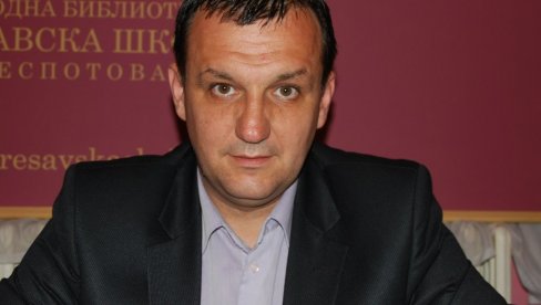 КОНСТИТУИСАНА ЛОКАЛНА ВЛАСТ У ДЕСПОТОВЦУ: Поверење досадашњим челницима КОНСТИТУИСАНА ЛОКАЛНА ВЛАСТ У ДЕСПОТОВЦУ: Поверење досадашњим челницима