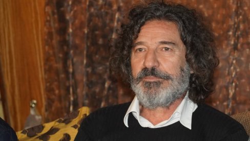 DOSTA JE BILO Gagi prestaje da glumi: Istrošio sam se! Završio sam sa pozorištom! Branka: Ne treba da se buni što mu je zdravlje narušeno DOSTA JE BILO Gagi prestaje da glumi: Istrošio sam se! Završio sam sa pozorištom! Branka: Ne treba da se buni što mu je zdravlje narušeno