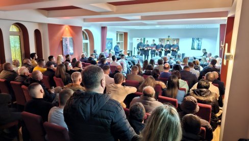 POMOĆ STARIMA, INVALIDIMA, IZNEMOGLIMA I ULAGANJE U OBRAZOVANJE: U Gacku je promovisana novoosnovana Fondacija Dr Arčibald Rajs POMOĆ STARIMA, INVALIDIMA, IZNEMOGLIMA I ULAGANJE U OBRAZOVANJE: U Gacku je promovisana novoosnovana Fondacija Dr Arčibald Rajs