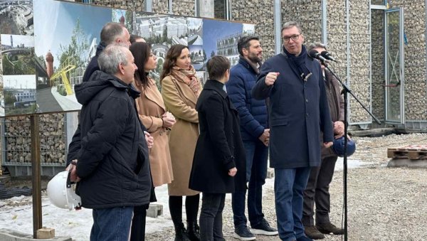 БЕОГРАД ДОБИЈА НОВУ ЛОЖИОНИЦУ: Вучић - Ово ће бити једно од највећих места за окупљање најпаметнијих и најмарљивијих (ФОТО/ВИДЕО) БЕОГРАД ДОБИЈА НОВУ ЛОЖИОНИЦУ: Вучић - Ово ће бити једно од највећих места за окупљање најпаметнијих и најмарљивијих (ФОТО/ВИДЕО)