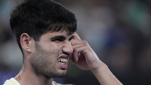 ISPAO KARLOS ALKARAZ! Kakav šok na Australijan openu, šta se ovo dešava... ISPAO KARLOS ALKARAZ! Kakav šok na Australijan openu, šta se ovo dešava...