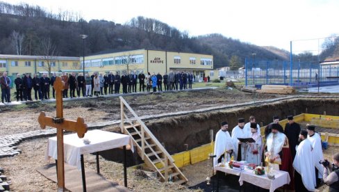 VERSKA PRAVA ZA OSUĐENIKE: Osveštan temelj crkve u krugu KPZ Valjevo VERSKA PRAVA ZA OSUĐENIKE: Osveštan temelj crkve u krugu KPZ Valjevo