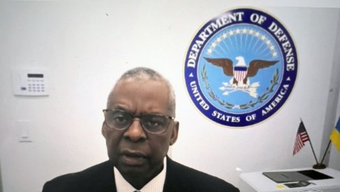 PENTAGON JE ZABRINUT: Lojd Ostin o novim odnosima Moskve i Pekinga, zajedničkoj patroli ruskih i kineskih aviona iznad Aljaske PENTAGON JE ZABRINUT: Lojd Ostin o novim odnosima Moskve i Pekinga, zajedničkoj patroli ruskih i kineskih aviona iznad Aljaske