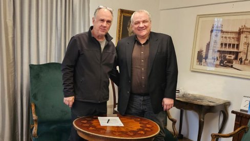 SLAVNI BARITON U NARODNOM POZORIŠTU U BEOGRADU: Željko Lučić novi umetnički direktor Opere SLAVNI BARITON U NARODNOM POZORIŠTU U BEOGRADU: Željko Lučić novi umetnički direktor Opere