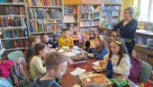 ОСНОВЦИ У ПАРАЋИНСКОЈ БИБЛИОТЕЦИ: Повод – Међународни дан образовања (ФОТО) ОСНОВЦИ У ПАРАЋИНСКОЈ БИБЛИОТЕЦИ: Повод – Међународни дан образовања (ФОТО)