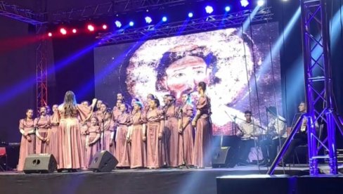 PORED LIMA SLAVE SVETOG SAVU: Tradicionalna Svetosavska akademija u Beranama (FOTO/VIDEO) PORED LIMA SLAVE SVETOG SAVU: Tradicionalna Svetosavska akademija u Beranama (FOTO/VIDEO)