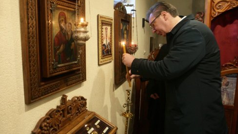 VUČIĆ JASAN: Ne vidim razlog da se ne peva Veseli se, srpski rode na proslavi u Skoplju VUČIĆ JASAN: Ne vidim razlog da se ne peva Veseli se, srpski rode na proslavi u Skoplju