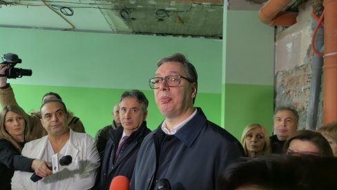 STIŽU NOVI PROJEKTI I RENOVIRANJE OBJEKATA: Vučić najavio dodatna ulaganja širom Srbije STIŽU NOVI PROJEKTI I RENOVIRANJE OBJEKATA: Vučić najavio dodatna ulaganja širom Srbije