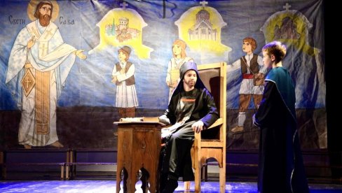 SVETLOST SVETOSAVLJA: U Kraljevačkom pozorištu održana tradicionalna svečana akademija SVETLOST SVETOSAVLJA: U Kraljevačkom pozorištu održana tradicionalna svečana akademija