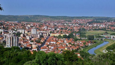 HAPŠENJE U PROKUPLJU: Uhapšeni Kruševljani zbog krađe HAPŠENJE U PROKUPLJU: Uhapšeni Kruševljani zbog krađe