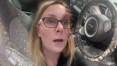 Otvorila je auto i zatekla ŠOKANTAN prizor (VIDEO) Otvorila je auto i zatekla ŠOKANTAN prizor (VIDEO)