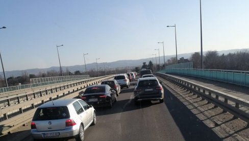 MANJI BROJ STRADALIH, VIŠE SAOBRAĆAJKI: Podaci republičkog zavoda za statistiku o stanju na drumovima MANJI BROJ STRADALIH, VIŠE SAOBRAĆAJKI: Podaci republičkog zavoda za statistiku o stanju na drumovima