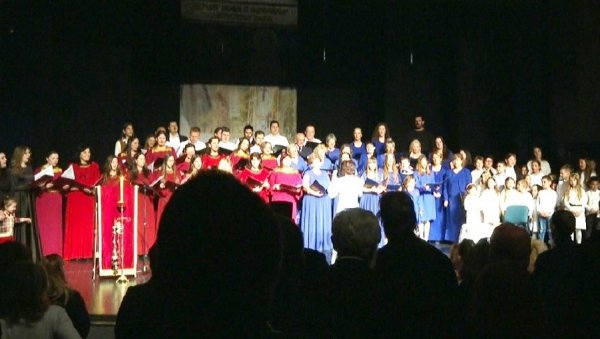 НА ПРАЗНИК СЕ И НАШ СВЕТИТЕЉ РАДУЈЕ: Светосавска академија у Херцег Новом НА ПРАЗНИК СЕ И НАШ СВЕТИТЕЉ РАДУЈЕ: Светосавска академија у Херцег Новом