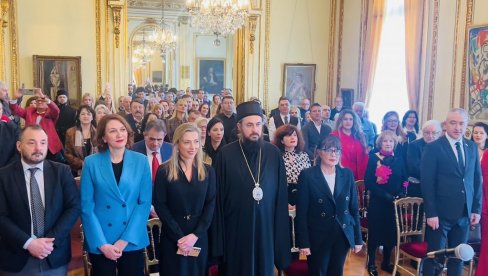 SVETOSAVSKA SABORNOST NA SENI: Svečanosti povodom Dana Svetog Save u Parizu (FOTO) SVETOSAVSKA SABORNOST NA SENI: Svečanosti povodom Dana Svetog Save u Parizu (FOTO)