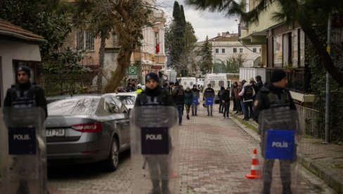 BIO U SPORU SA POZNATOM KOMPANIJOM: Ovo je biznismen kog su pokušali da ubiju u Istanbulu (FOTO) BIO U SPORU SA POZNATOM KOMPANIJOM: Ovo je biznismen kog su pokušali da ubiju u Istanbulu (FOTO)