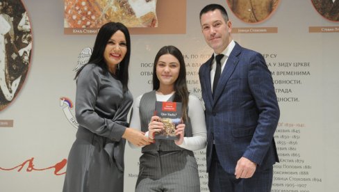 NAGRAĐENI ODLIKAŠI: Tradicionalni prijem za najuspešnije kraljevačke đake NAGRAĐENI ODLIKAŠI: Tradicionalni prijem za najuspešnije kraljevačke đake