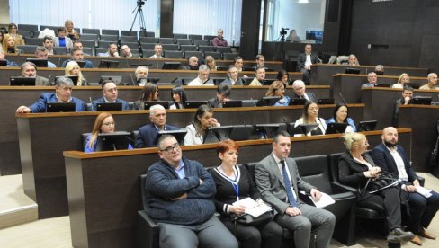 NA DNEVNOM REDU IZBOR GRADONAČELNIKA: Sednica Skupštine grada Kraljeva NA DNEVNOM REDU IZBOR GRADONAČELNIKA: Sednica Skupštine grada Kraljeva