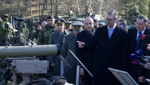 TEŠKA NEDELJA JE ZA NAMA... Jasna poruka Vučića - Nema predaje! Srbija će pobediti! (VIDEO) TEŠKA NEDELJA JE ZA NAMA... Jasna poruka Vučića - Nema predaje! Srbija će pobediti! (VIDEO)