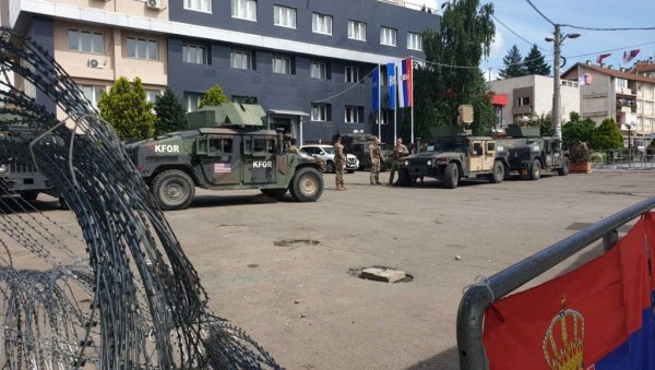 СРБИМА НА КОСОВУ УГРОЖЕН ГОЛИ ОПСТАНАК Потпредседник СЛ: Седница СБ УН прилика да се то чује СРБИМА НА КОСОВУ УГРОЖЕН ГОЛИ ОПСТАНАК Потпредседник СЛ: Седница СБ УН прилика да се то чује