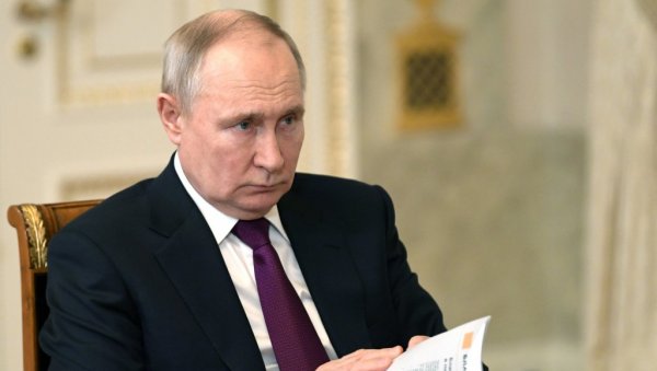 ДЕСЕТ БАНКОВНИХ РАЧУНА СА 550.000 ЕВРА: Огласила се Централна изборна комисија Русије о имовини Владимира Путина ДЕСЕТ БАНКОВНИХ РАЧУНА СА 550.000 ЕВРА: Огласила се Централна изборна комисија Русије о имовини Владимира Путина