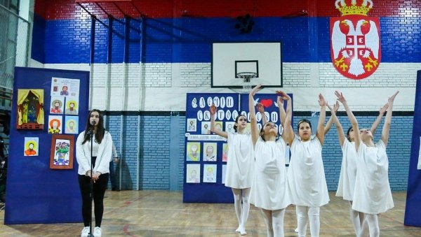У ЧАСТ ПРОСВЕТИТЕЉУ: У Суботици почели девети Дечји светосавски дани У ЧАСТ ПРОСВЕТИТЕЉУ: У Суботици почели девети Дечји светосавски дани