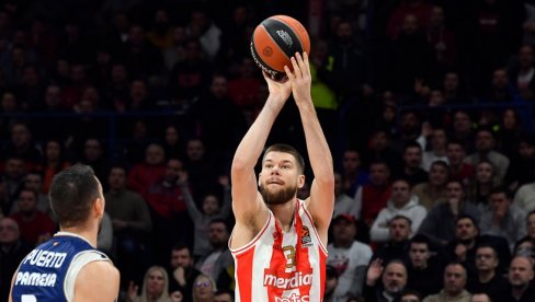 NIKAD NIJE LAKO ZATVORITI... Rokas Gedraitis se oprostio od Crvene zvezde (FOTO) NIKAD NIJE LAKO ZATVORITI... Rokas Gedraitis se oprostio od Crvene zvezde (FOTO)