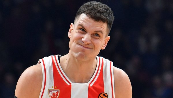 ПОШТЕДЕЛИ НАВИЈАЧЕ СТРЕСА: Црвено-бели игром за уживање сломили Валенсију, Недовић немилосрдан према бившем тиму ПОШТЕДЕЛИ НАВИЈАЧЕ СТРЕСА: Црвено-бели игром за уживање сломили Валенсију, Недовић немилосрдан према бившем тиму