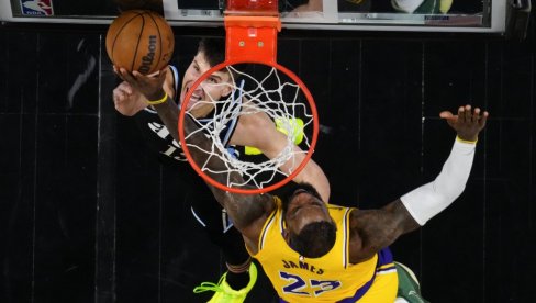 ŠOK U NBA! Bogdanović isprašio Lebrona, pa se pojavila informacija da napušta Atlantu ŠOK U NBA! Bogdanović isprašio Lebrona, pa se pojavila informacija da napušta Atlantu