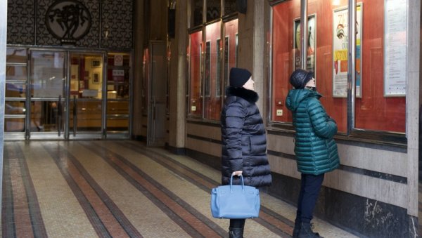 ПЕТОРИЦА ЗА УПРАВНИКА: Још неизвесно ко ће се и када наћи на челу Позоришта на Теразијама, нашег јединог музичког театра ПЕТОРИЦА ЗА УПРАВНИКА: Још неизвесно ко ће се и када наћи на челу Позоришта на Теразијама, нашег јединог музичког театра