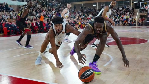 NIŠTA OD CRNO-BELOG IZNENAĐENJA! Partizan izgubio od Monaka, sve napetije u Evroligi NIŠTA OD CRNO-BELOG IZNENAĐENJA! Partizan izgubio od Monaka, sve napetije u Evroligi