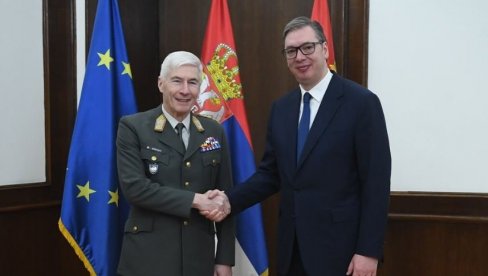 VUČIĆ SA GENERALOM BRIGEROM: Za nas je prioritet bezbednost srpskog stanovništva na KiM i održanje mira i stabilnosti u regionu VUČIĆ SA GENERALOM BRIGEROM: Za nas je prioritet bezbednost srpskog stanovništva na KiM i održanje mira i stabilnosti u regionu