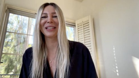 MUŠKARCI SU LUDELI ZA NJOM: Evo kako sada izgleda Sandra Drašković - Sani Armani (FOTO) MUŠKARCI SU LUDELI ZA NJOM: Evo kako sada izgleda Sandra Drašković - Sani Armani (FOTO)