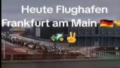 POLJOPRIVREDNICI BLOKIRALI PRILAZE AERODROMU U FRANKFURTU: Novi haos u Nemačkoj (VIDEO) POLJOPRIVREDNICI BLOKIRALI PRILAZE AERODROMU U FRANKFURTU: Novi haos u Nemačkoj (VIDEO)