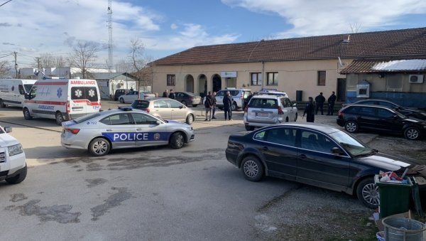 БРИГА ЗА СРБЕ САМО НА РЕЧИМА: Житељи Метохије у страху од нових акција Куртијеве полиције БРИГА ЗА СРБЕ САМО НА РЕЧИМА: Житељи Метохије у страху од нових акција Куртијеве полиције