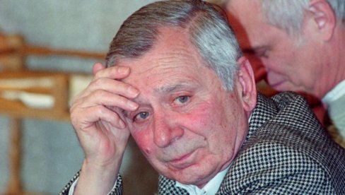 DRŽALA GA KAO U ZATVORU Kako je umro Đuza Stojiljković? - Godinama nisu znali gde mu je grob DRŽALA GA KAO U ZATVORU Kako je umro Đuza Stojiljković? - Godinama nisu znali gde mu je grob