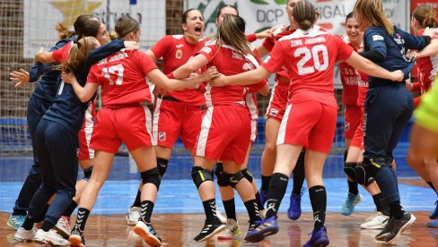 JAGODINKE NA VRHU SUPERLIGE: I Aranđelovac pao pred liderom JAGODINKE NA VRHU SUPERLIGE: I Aranđelovac pao pred liderom