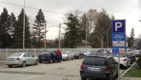 SKUPLJI PARKING I ZAKUP: Nove više cene za Čačane, vlasnike automobila SKUPLJI PARKING I ZAKUP: Nove više cene za Čačane, vlasnike automobila