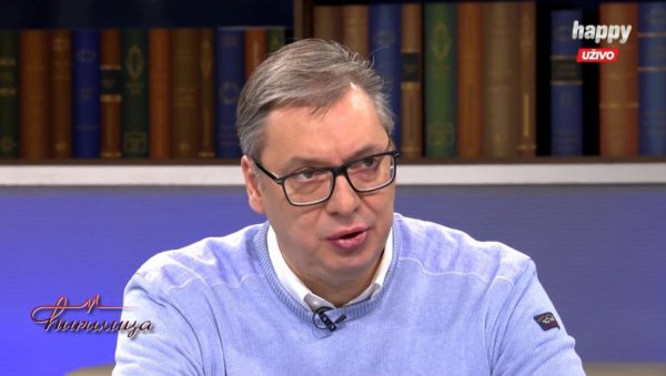 ТУЦИ ПО ВУЧИЋУ, ТУЦИ ПО СРБИЈИ Председник поручио: Предаја није, нити ће бити опција (ВИДЕО) ТУЦИ ПО ВУЧИЋУ, ТУЦИ ПО СРБИЈИ Председник поручио: Предаја није, нити ће бити опција (ВИДЕО)