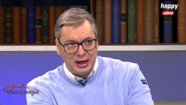 ОПОЗИЦИЈА ЋЕ ДА ПРАВИ ХАОС: Вучић о првој седници Народне скуштине - Убациће димну бомбу ОПОЗИЦИЈА ЋЕ ДА ПРАВИ ХАОС: Вучић о првој седници Народне скуштине - Убациће димну бомбу