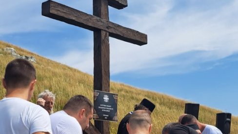 KOPAJUĆI STOGODIŠNJE GROBOVE, BUDE MRŽNJU: Pred poslanicima dve rezolucije KOPAJUĆI STOGODIŠNJE GROBOVE, BUDE MRŽNJU: Pred poslanicima dve rezolucije